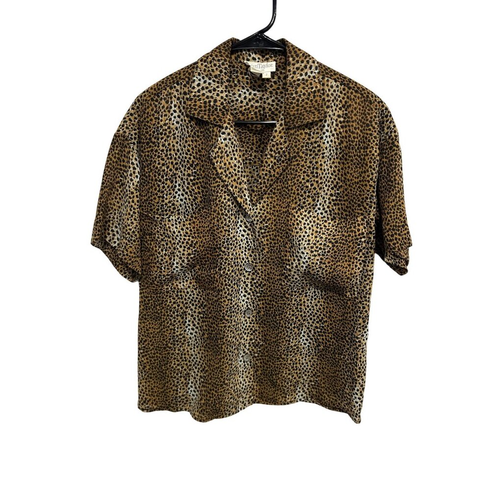 Ann Taylor Studio Leopard Button Front Shirt Size 2 Short Sleeve Animal Print